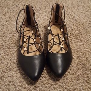 New direction black flats